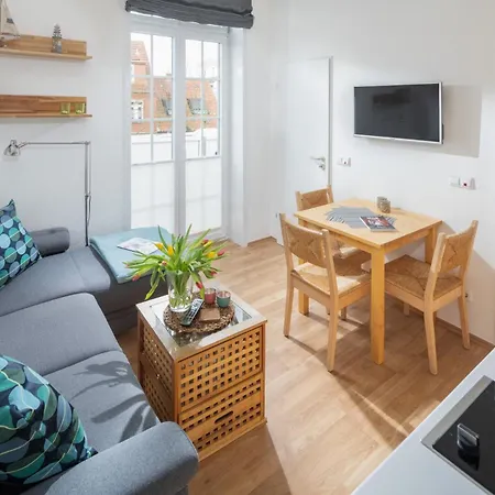 Haus Bielefeld 12 *